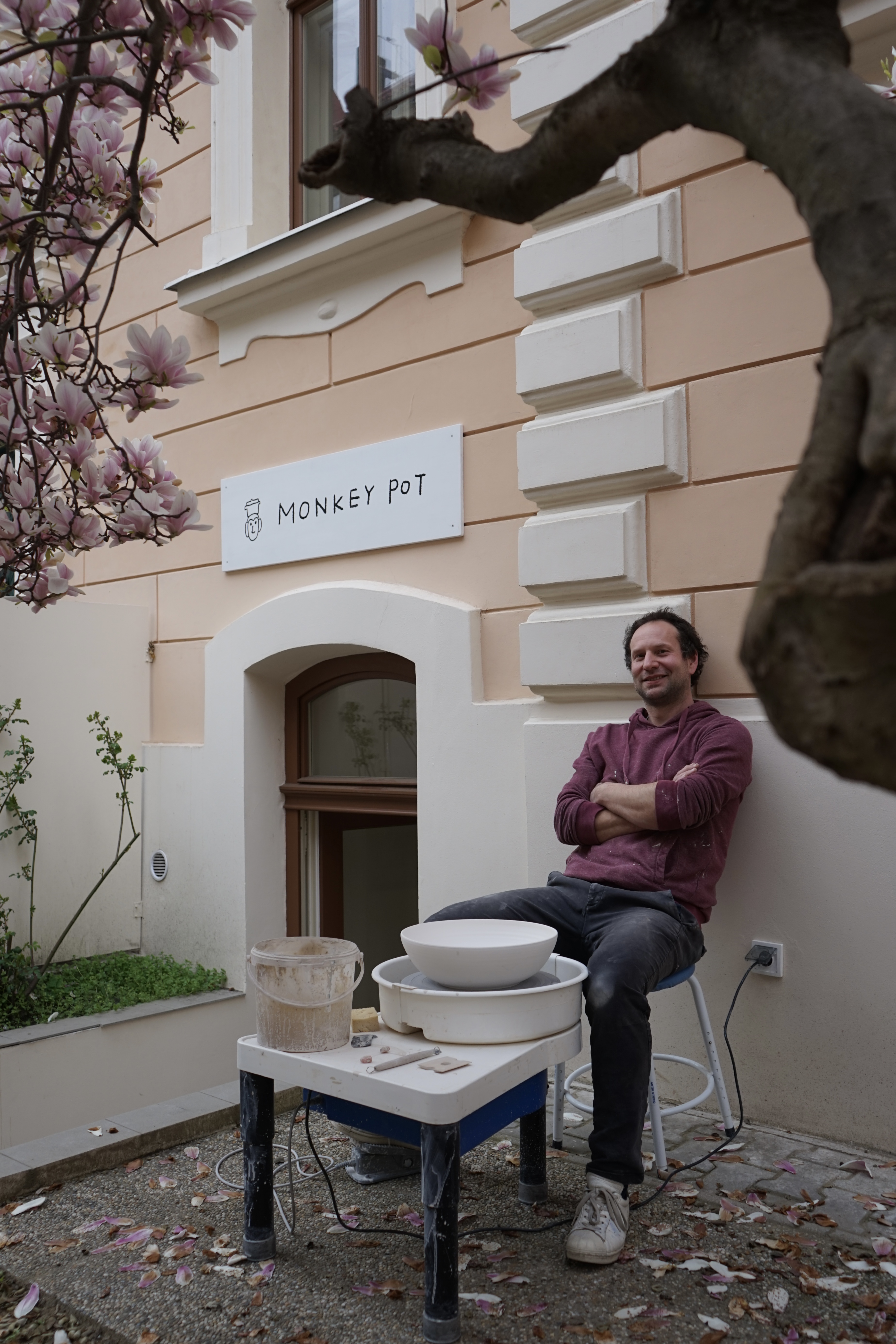 Martin Minks v ateliéru Monkey Pot
